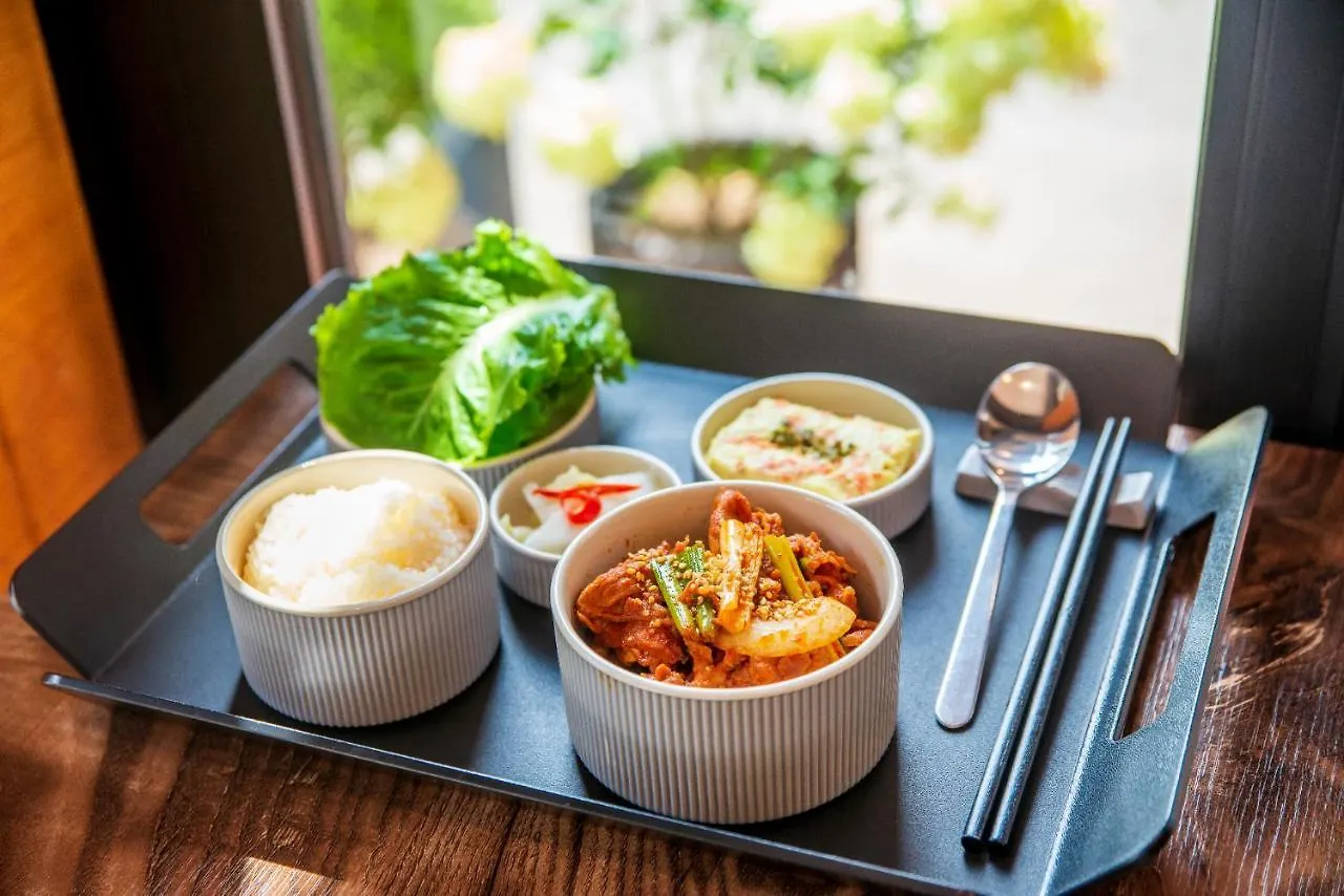Parkavenue Guesthouse Seoul 3*,